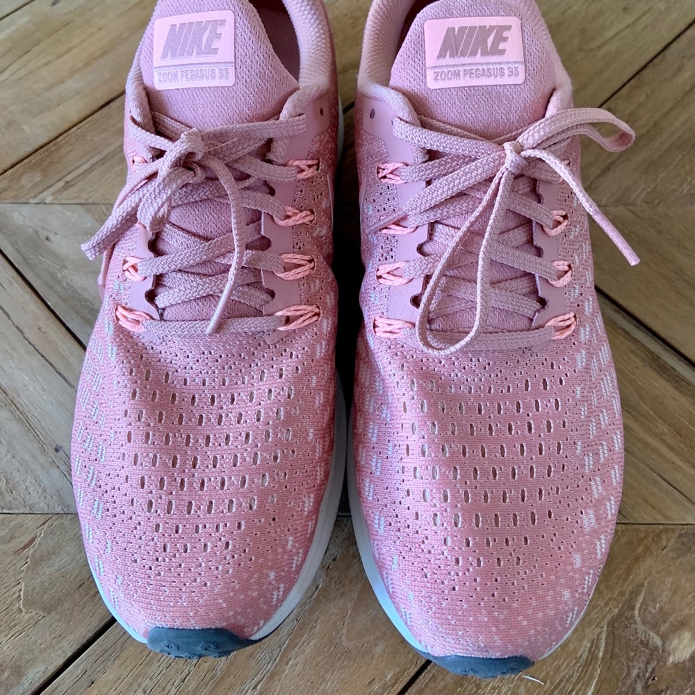 Nike Air Zoom Pegasus Women’s 9.5